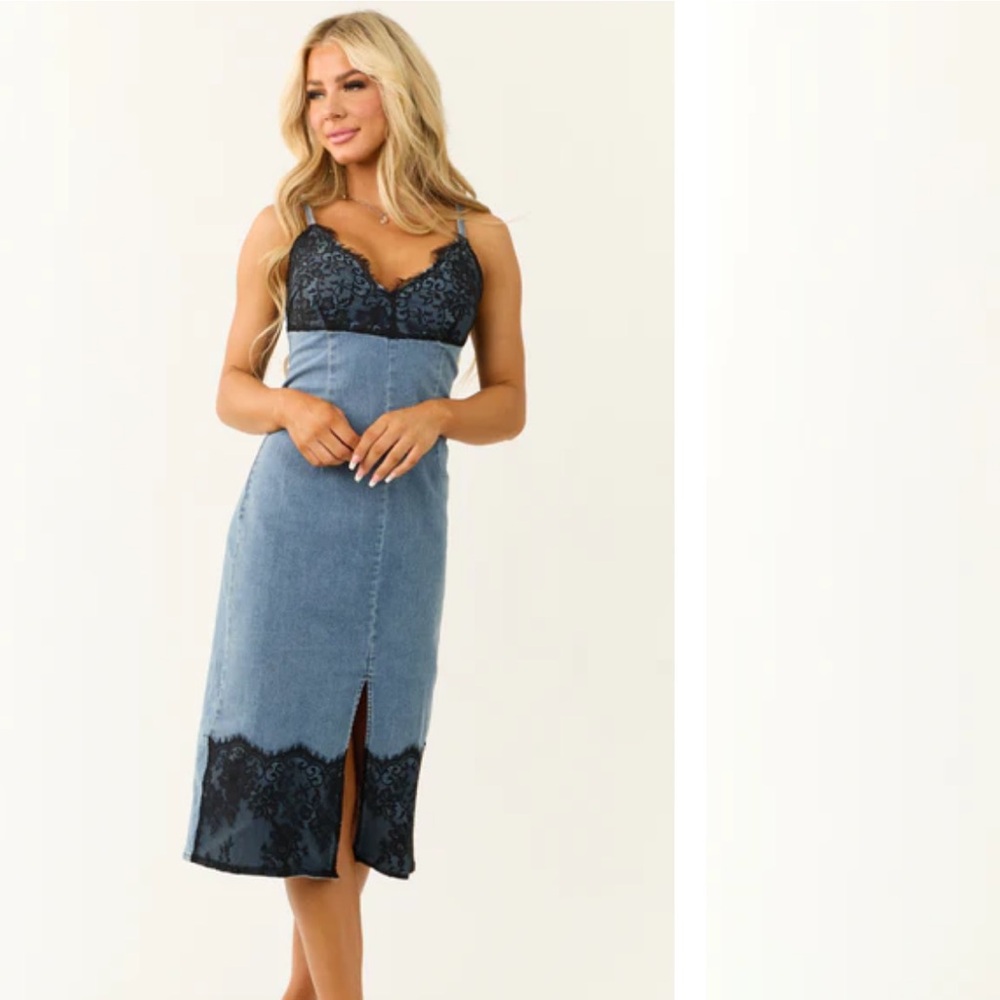 Chic Denim Midi Dress with Black Lace Accents
